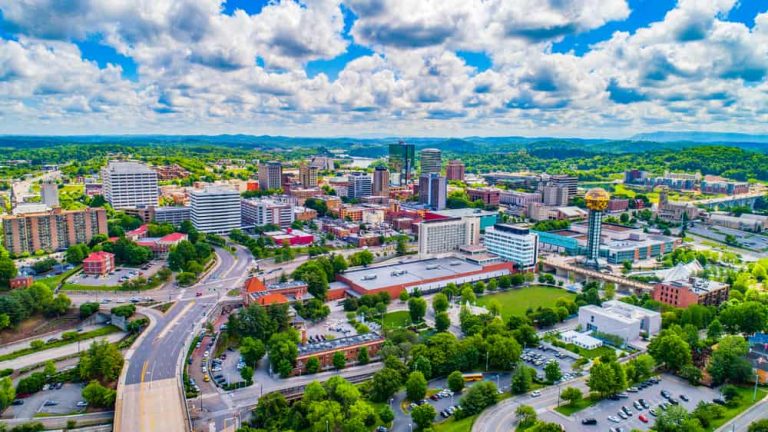 what ar eth erent rates for downtown knoxville